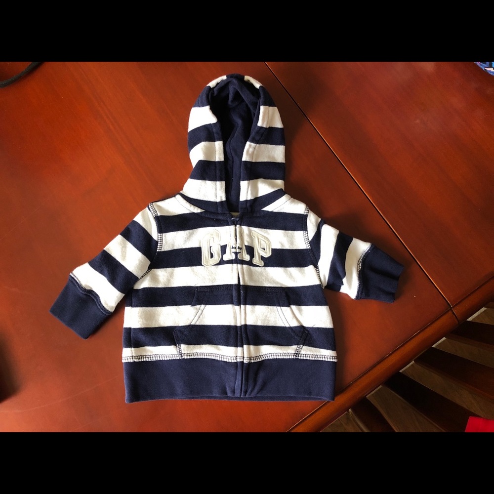 Baby Gap 3-6 months zip up hoodie
